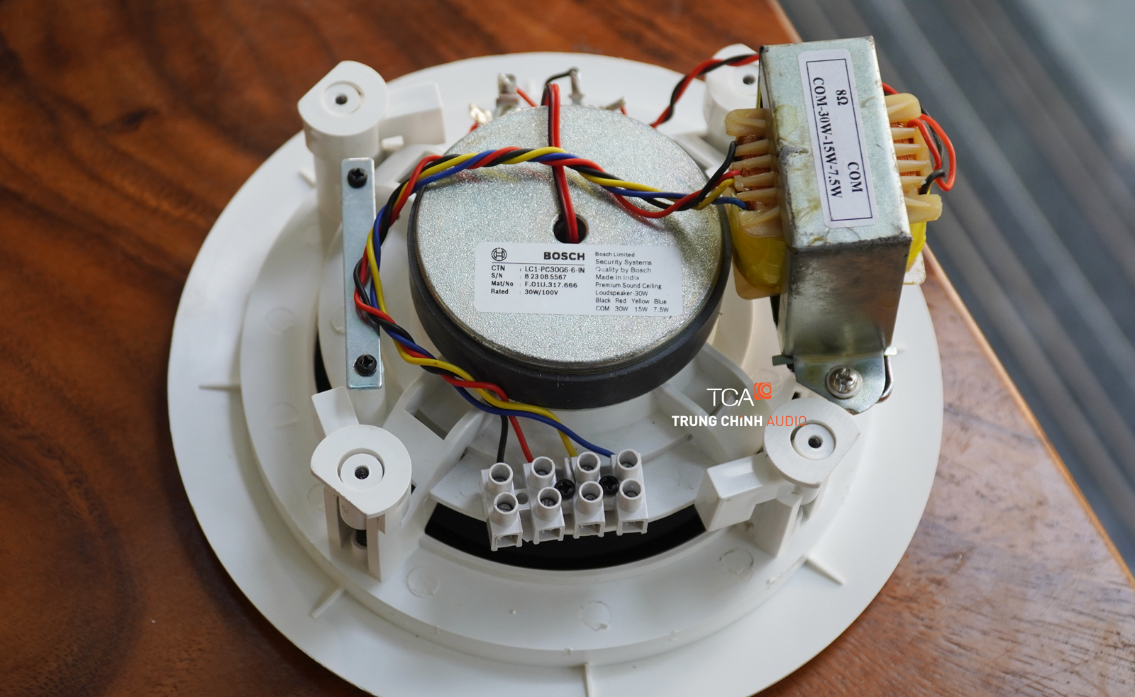 loa gắn trần 30w bosch lc1-pc30g6-6-in mặt sau
