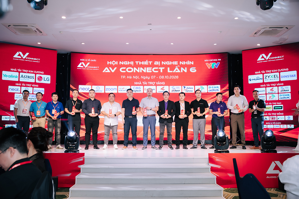 TCA - Trung Chính Audio nhận cup nhà tài trợ vàng tại AV Connect 2026