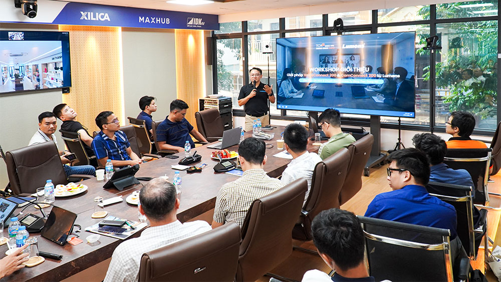 phòng họp thông minh với giải pháp camera tự động của Lumens