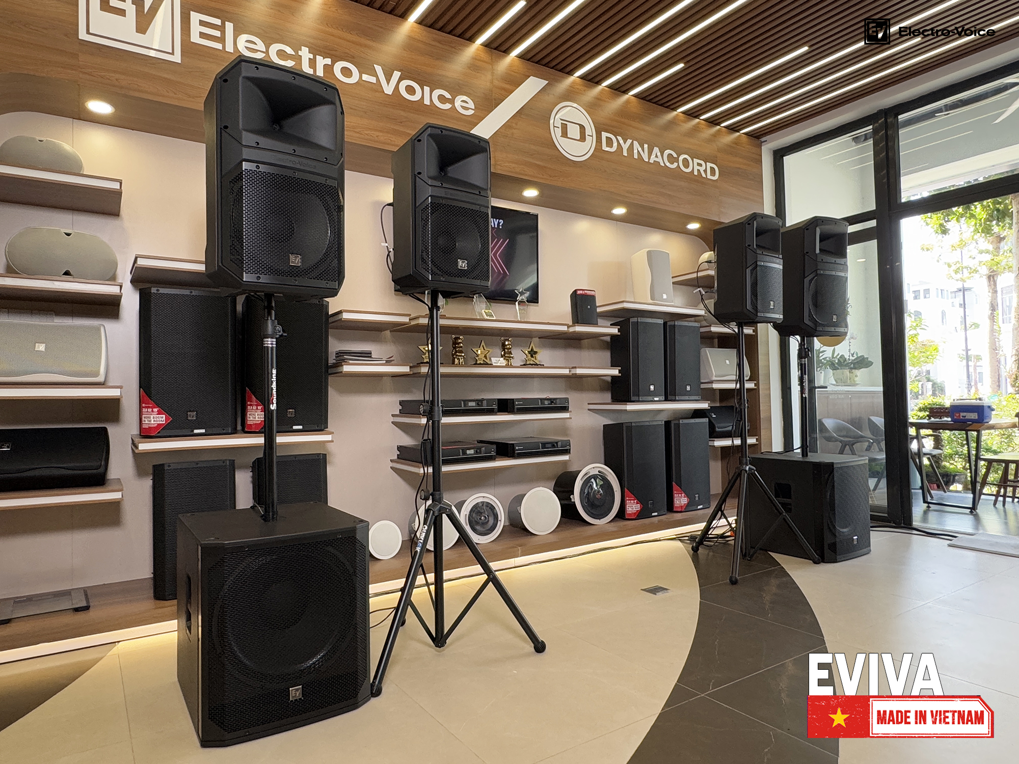 Loa EVIVA tại showroom TCA - Trung Chính Audio