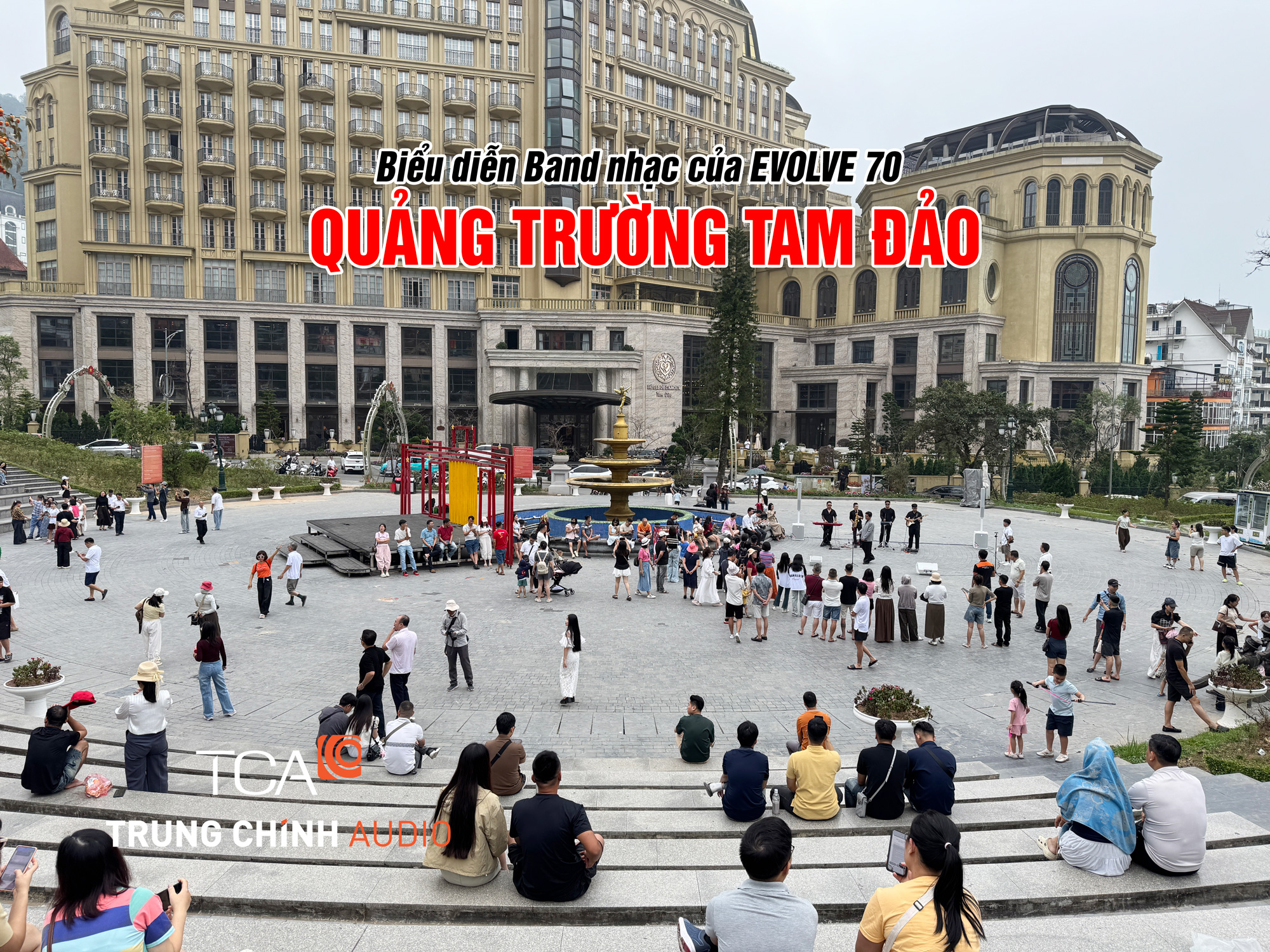Biểu diễn band nhạc tại Quảng trường Tam Đảo