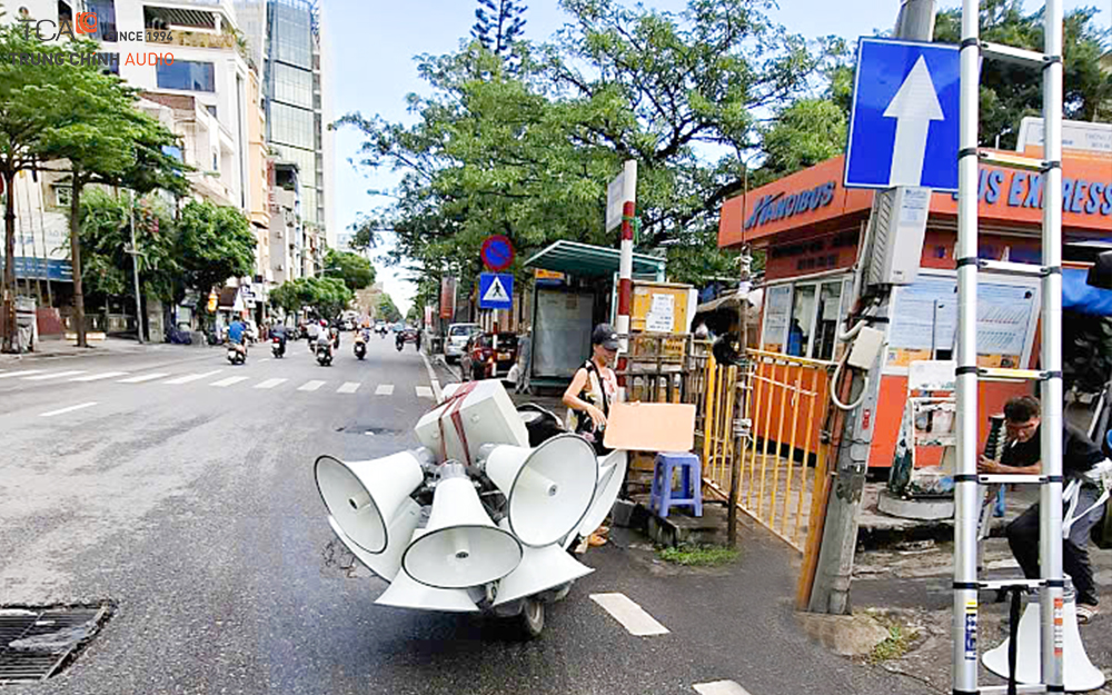 Lắp đặt loa phóng thanh TOA TC-631