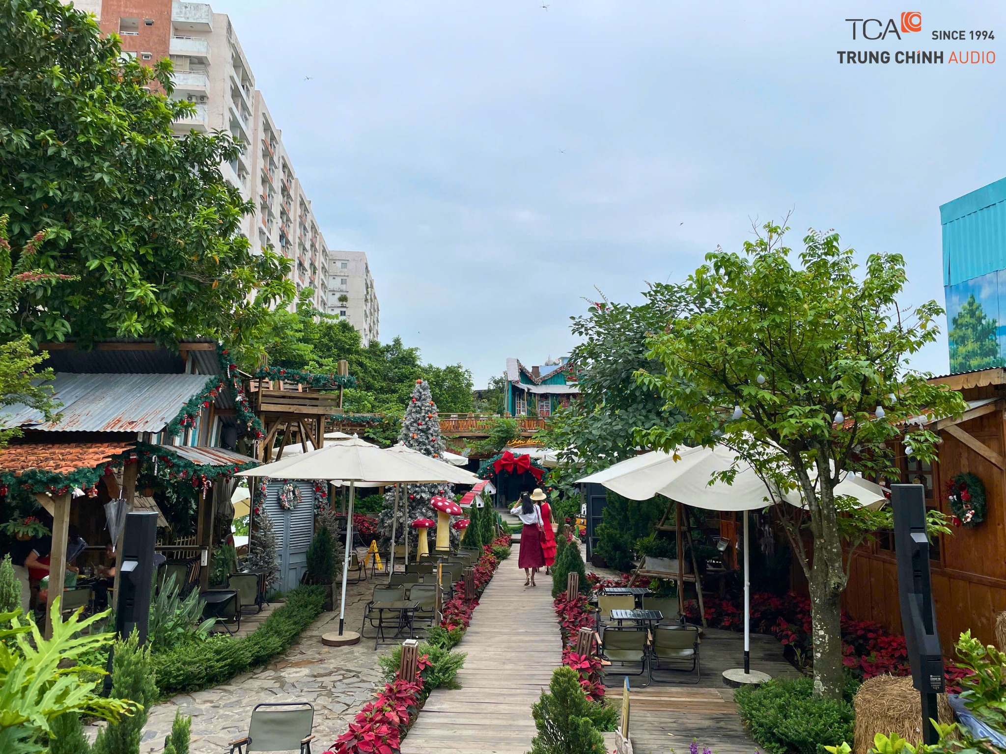 Tiệm cà phê Chốn Bình Yên tại Sài Gòn