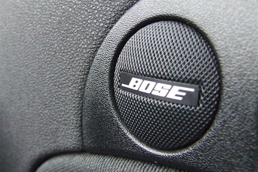 Chọn loa xe hơi Bose