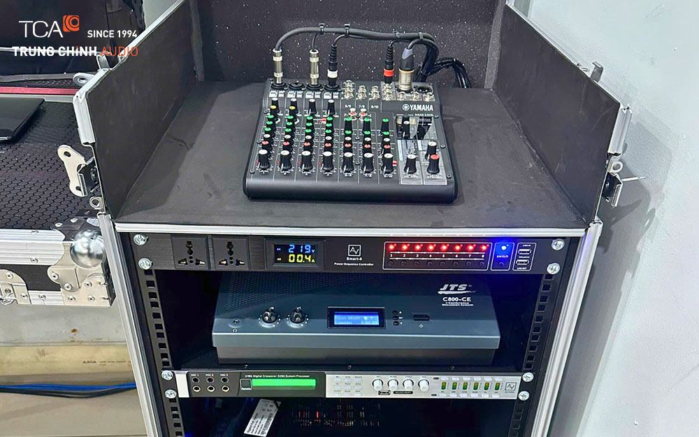 Các thiết bị tăng âm và mixer