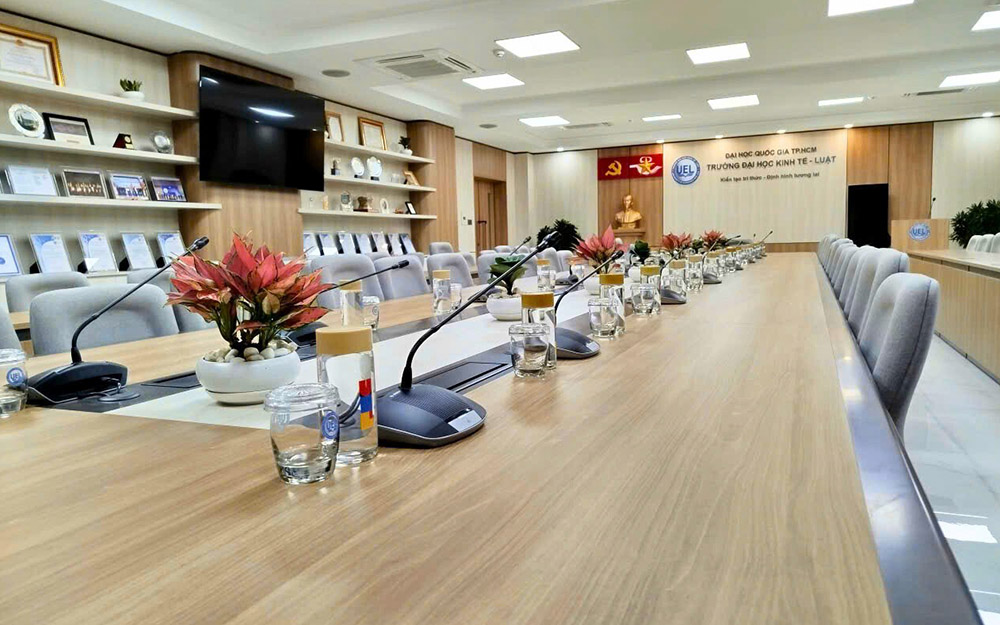 Trung Chính Audio lắp đặt Bosch CCS1000D tại UEL