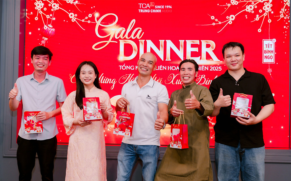 Vinh danh nhân viên xuất sắc chi nhánh miền Nam