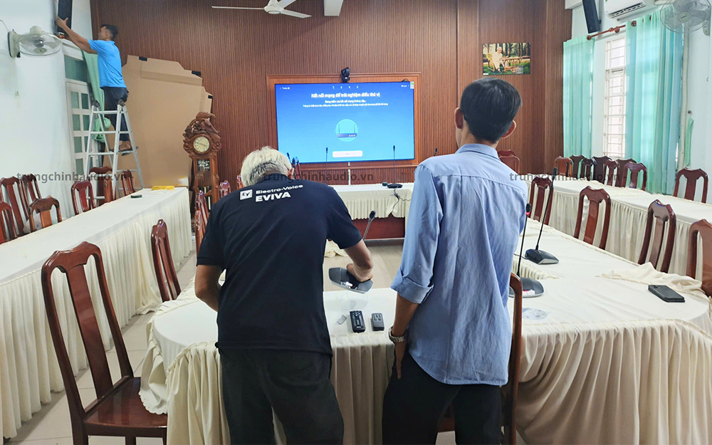 TCA triển khai hệ thống âm thanh phòng họp Bosch CCS1000D tại UBND xã Đại Phước