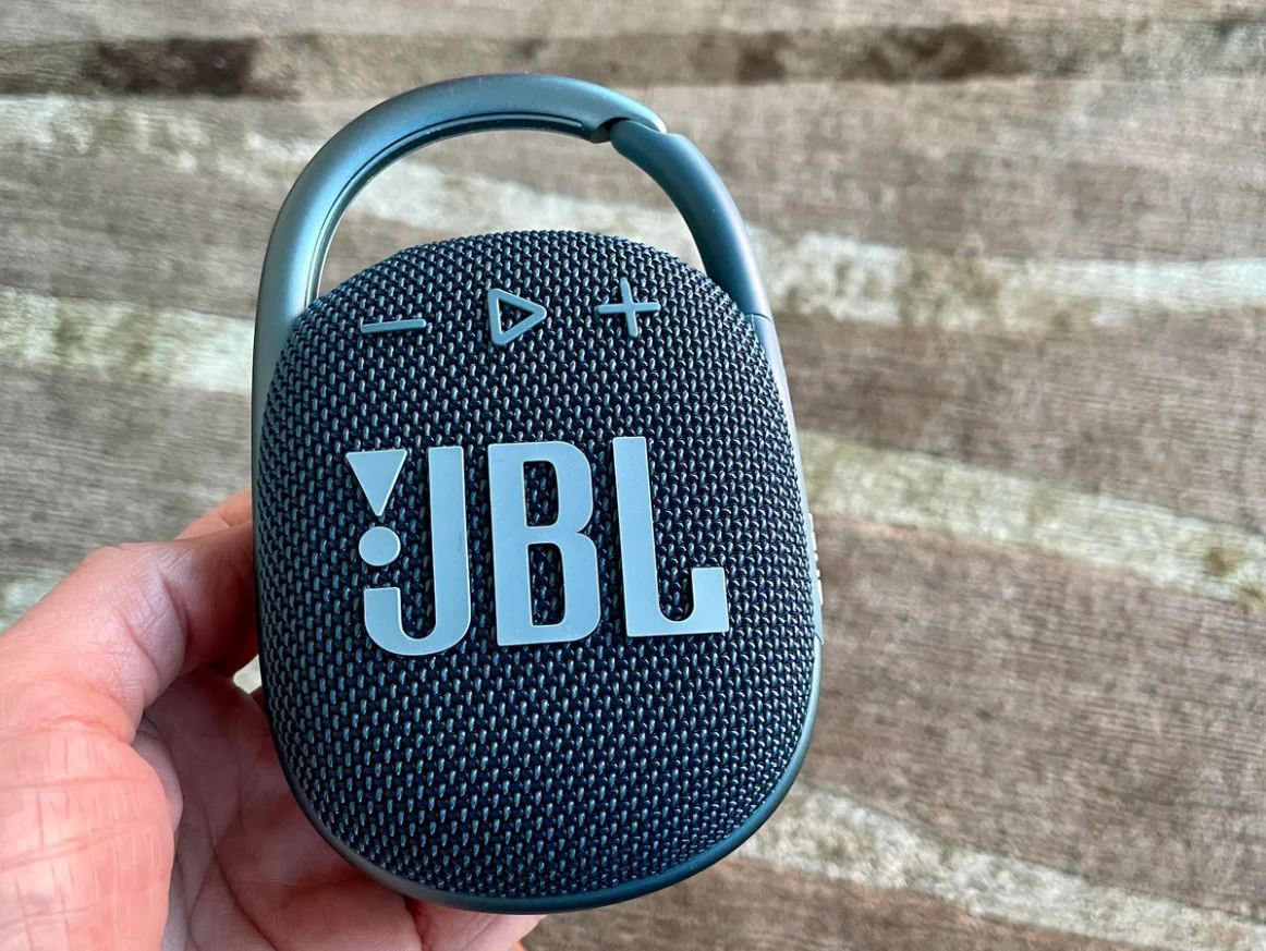 Loa bluetooth JBL Clip 4