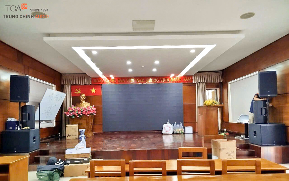 Hệ thống âm thanh hội trường