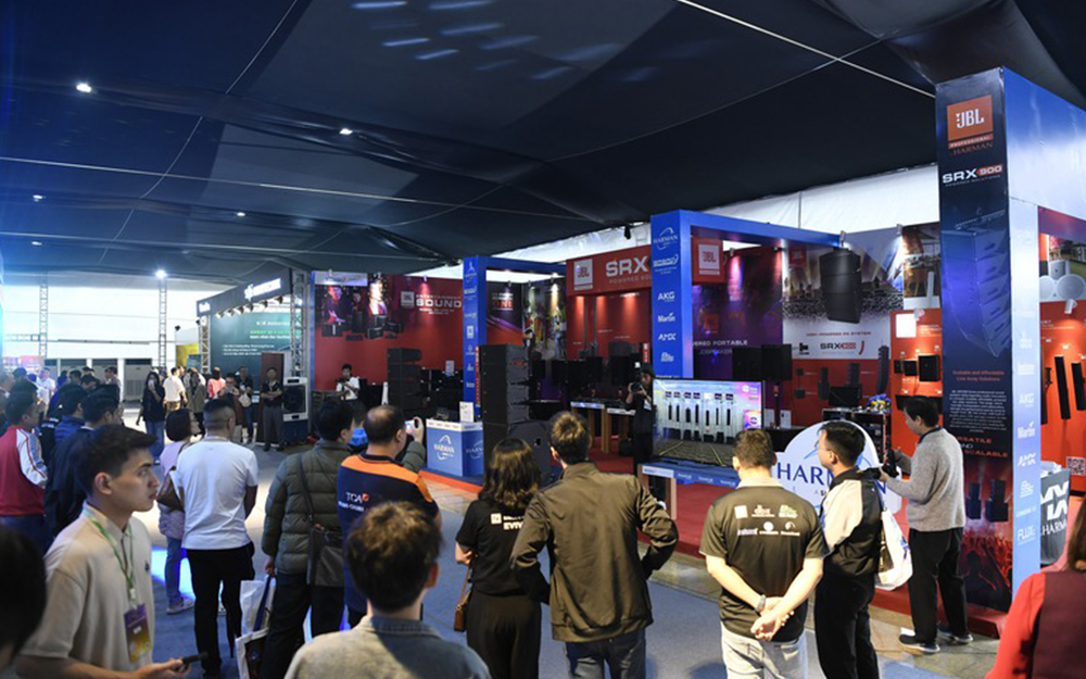 Toàn cảnh sự kiện Plase Show