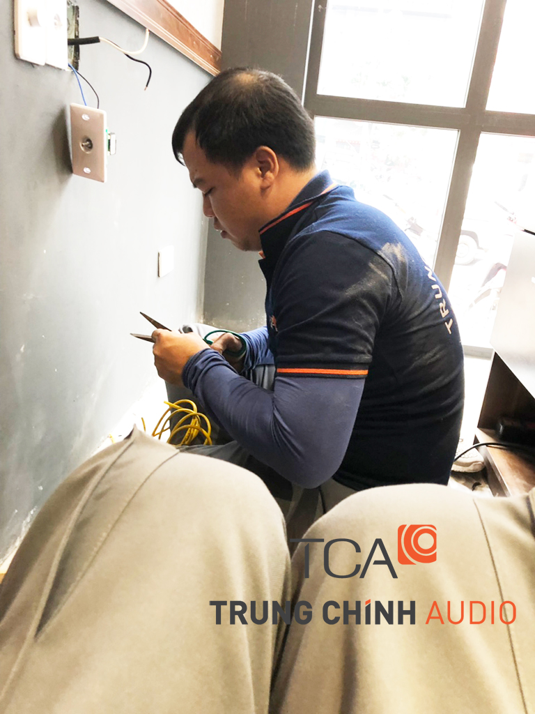 TCA lắp đặt hệ thống TOA “siêu chất”cho Nhà hàng Kampong Chicken House