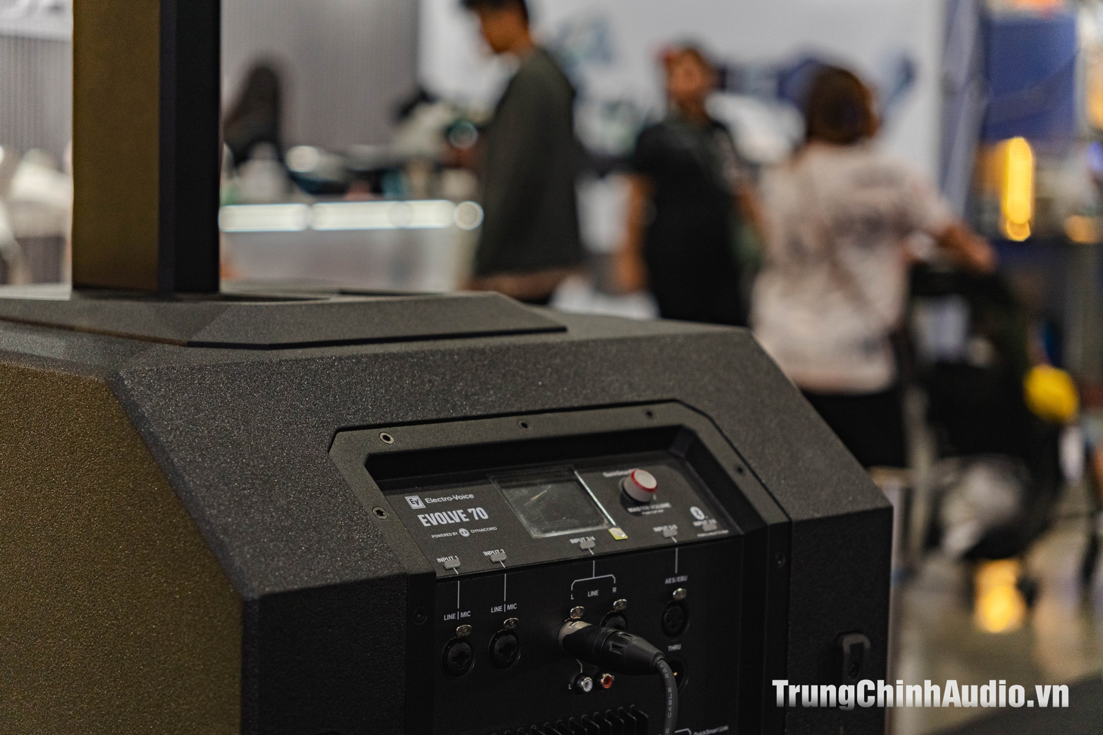 trien-lam-restech-2025