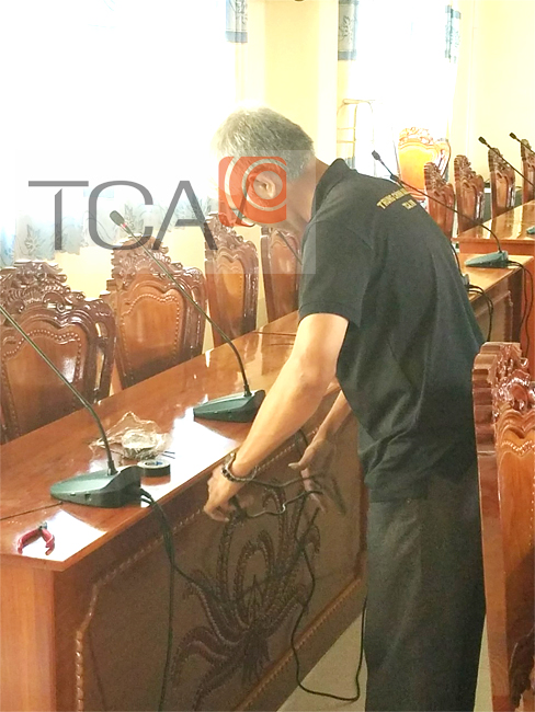 TCA lắp đặt hệ thống âm thanh hội thảo JTS cho UBND huyện Bến Lức