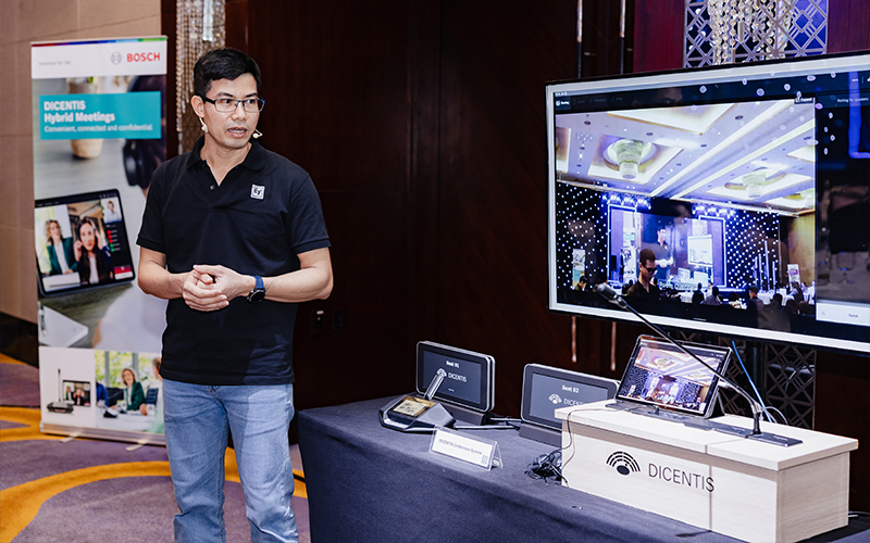 Giải pháp họp hỗn hợp Dicentis Hybrid Meeting