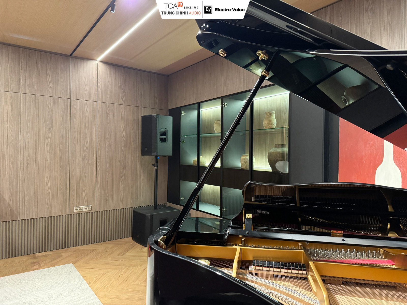 Loa sub Electro-Voice EKX-15S