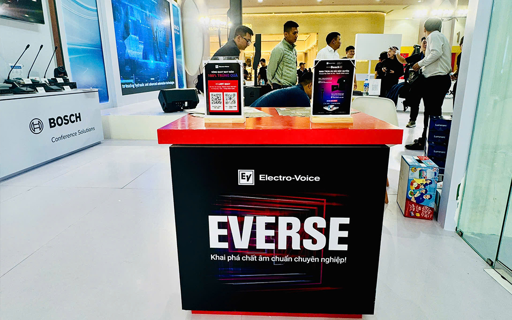 Kết nối với TCA - Trung Chính Audio để được tư vấn về loa EV Everse