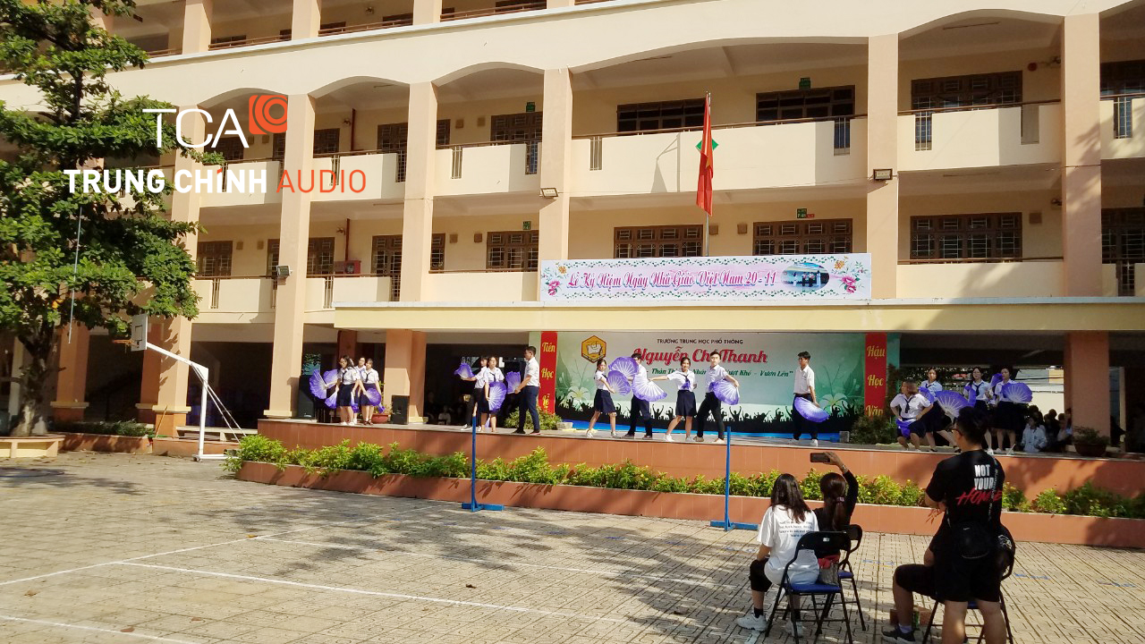 Lắp đặt hệ thống âm thanh tại trường THPT Nguyễn Chí Thanh