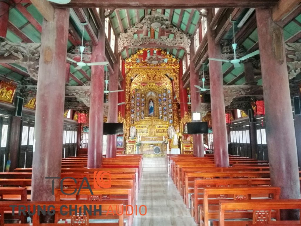 TCA lắp đặt loa TOA TZ-205 cho nhà thờ 126 năm tuổi giáo xứ Hảo Nho