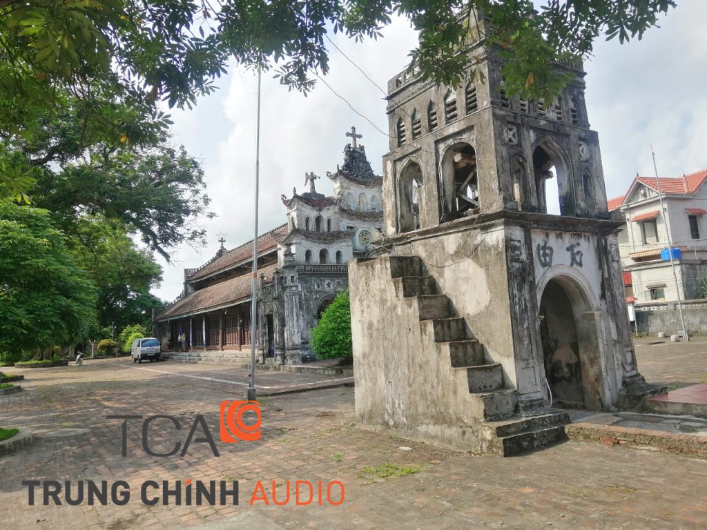 TCA lắp đặt loa TOA TZ-205 cho nhà thờ 126 năm tuổi giáo xứ Hảo Nho