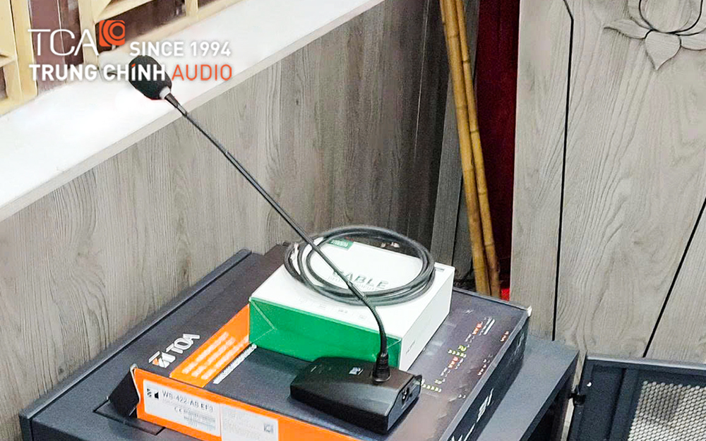 Micro cổ ngỗng TOA EM-380-AS