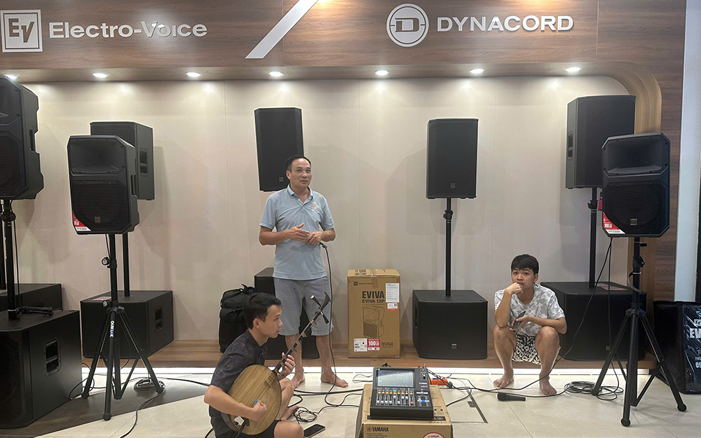 EVIVA – loa di động Made in Vietnam do Trung Chính Audio phân phối