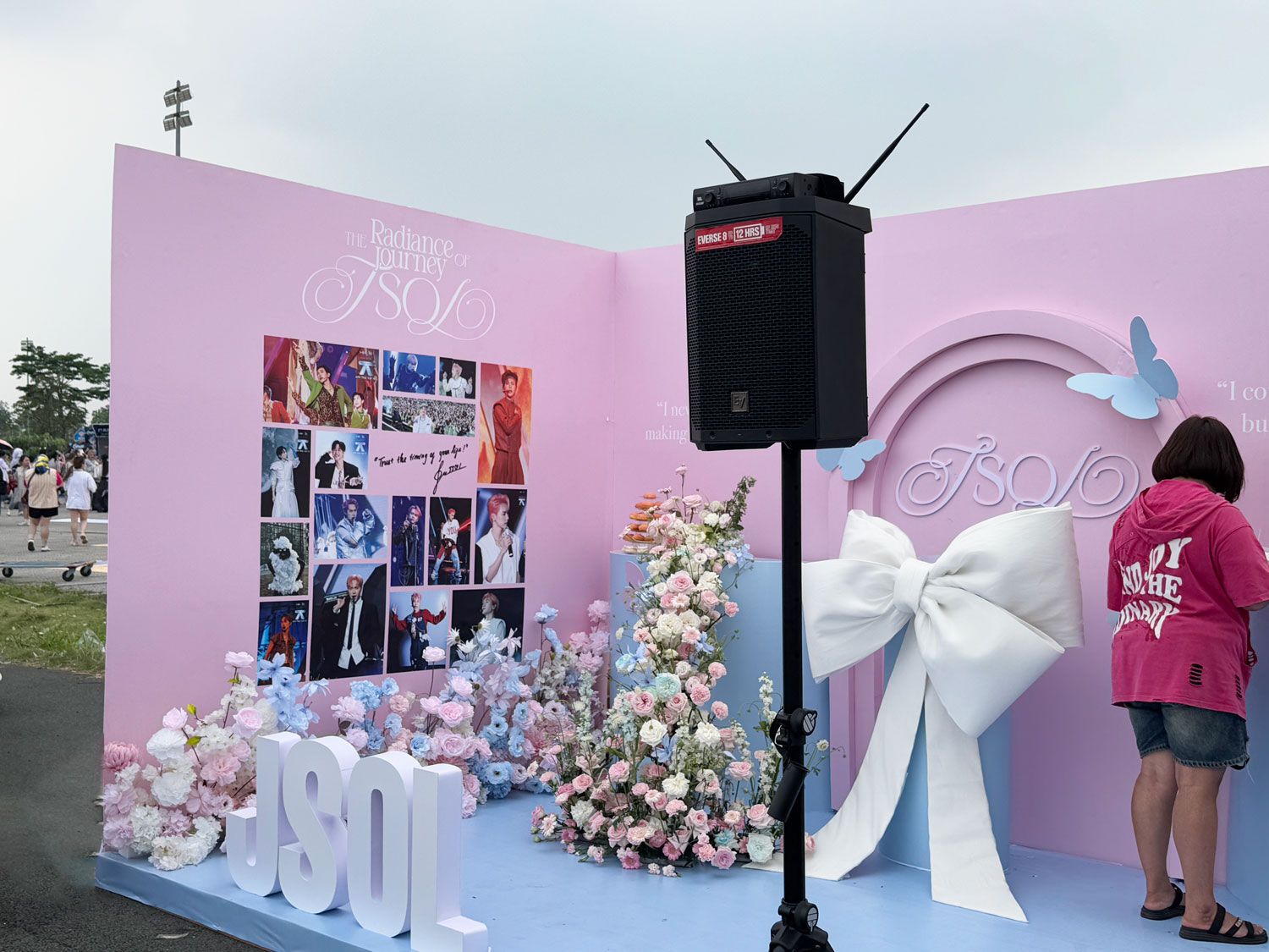 loa everse 8 tại booth fan meeting json