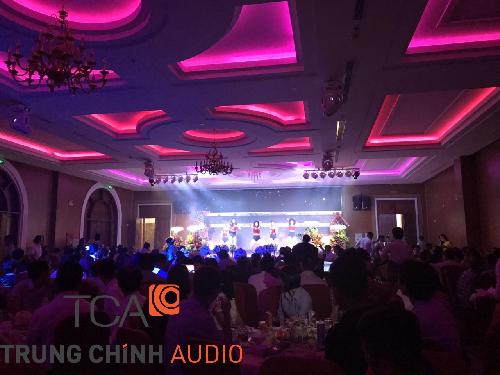 TCA cung cấp hệ thống âm thanh ánh sáng sân khấu tiệc cưới trọn gói