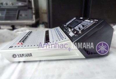 Bộ trộn âm kỹ thuật số Yamaha TF1