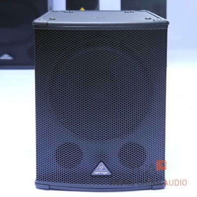 Loa siêu trầm công suất Behringer B-1500XP