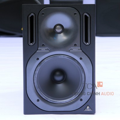BEHRINGER TRUTH B-2031P