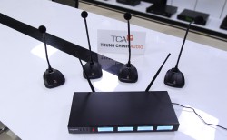 Bộ micro cổ ngỗng không dây Takstar X4