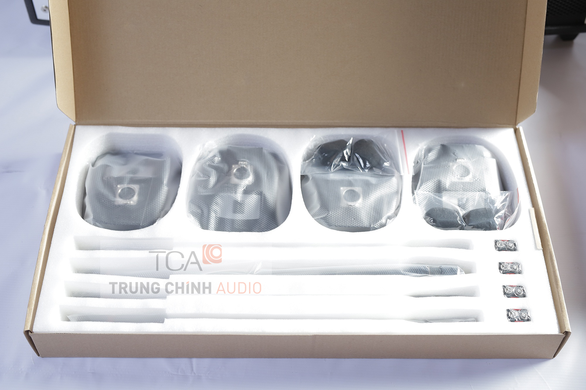Bộ micro không dây bốn micro cổ ngỗng hội thảo Shupu VSP-400